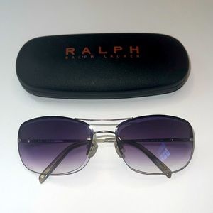 Ralph Lauren sunglasses RA4109, styles light silver frame / gray gradient lenses